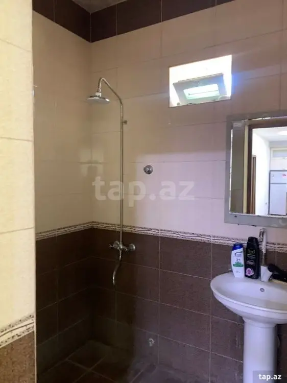 350 AZN - 4 otaqlı mənzil Kirayə (aylıq), Astara