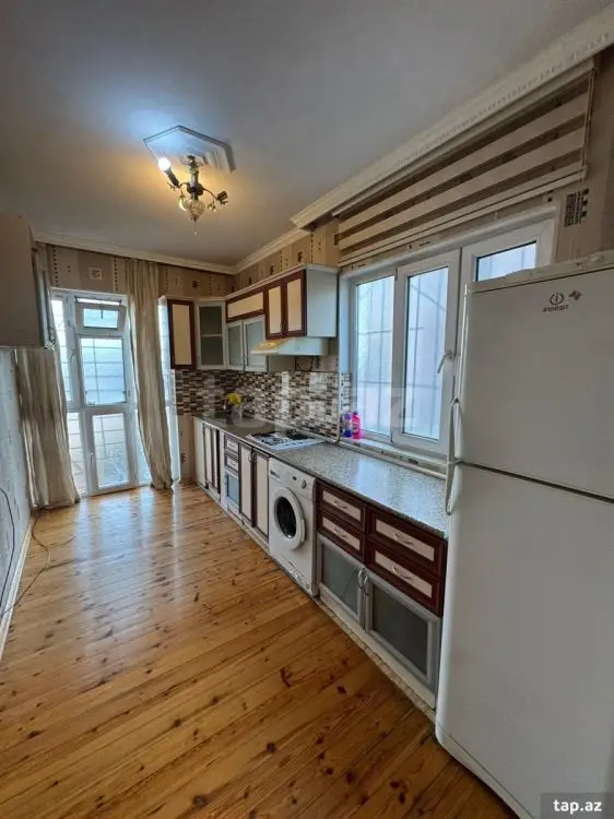 450 AZN - 4 otaqlı mənzil Kirayə (aylıq), Bakı