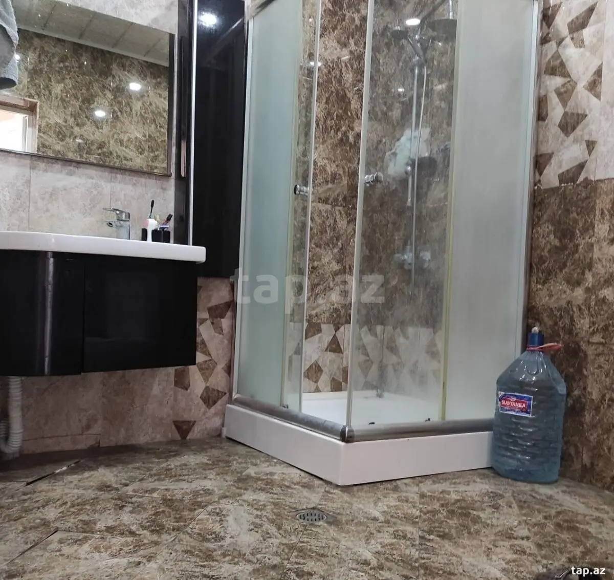 120 AZN - 4 otaqlı mənzil Kirayə (aylıq), Bakı