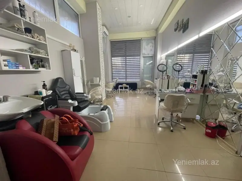 1 000 AZN - 130 m² Obyekt / Ofis Kirayə (aylıq), Əhmədli, Xətai, Bakı