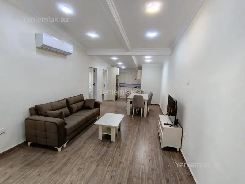 900 AZN - 4 otaqlı mənzil Kirayə (aylıq), 9-cu mikrorayon, Binəqədi, Bakı