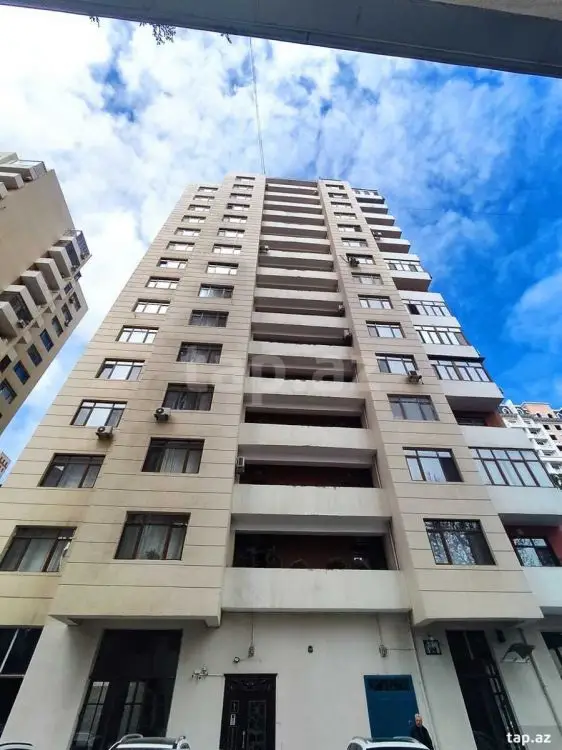 1 200 AZN - 3 otaqlı mənzil Kirayə (aylıq), Bakı