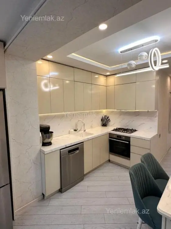 185 000 AZN - 3 otaqlı mənzil Satılır, Nizami, Bakı