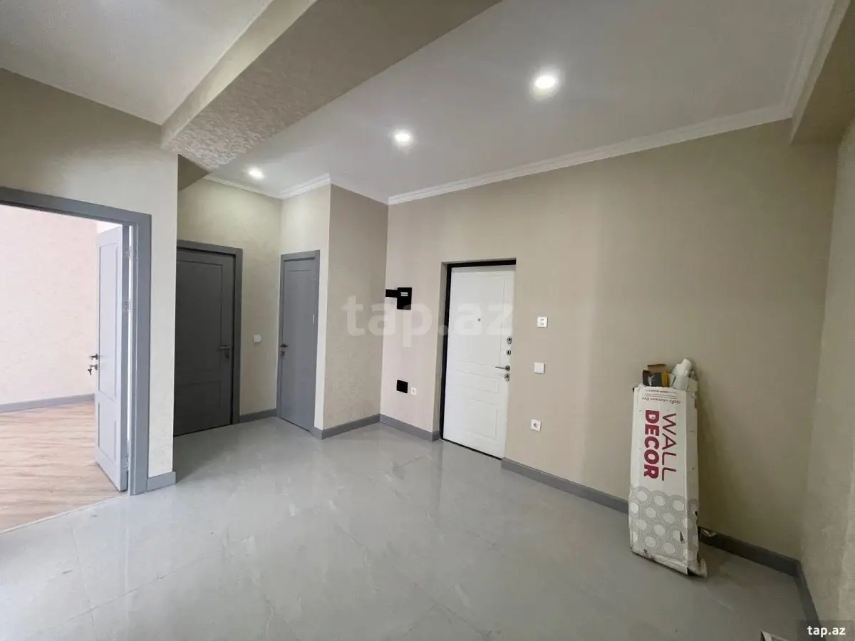 700 AZN - 2 otaqlı mənzil Kirayə (aylıq), Bakı