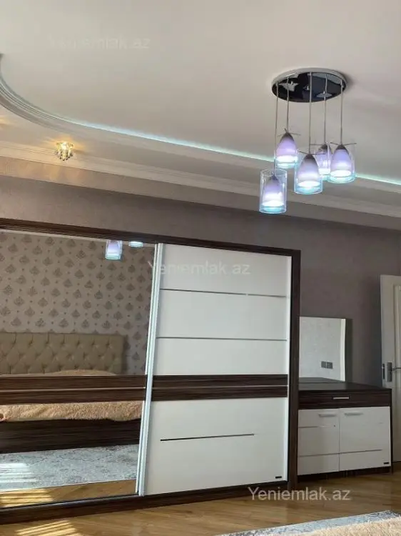 265 000 AZN - 3 otaqlı mənzil Satılır, Nizami, Bakı