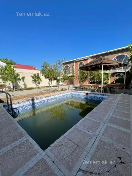 215 000 AZN - 4 otaqlı mənzil Satılır, Novxanı, Abşeron