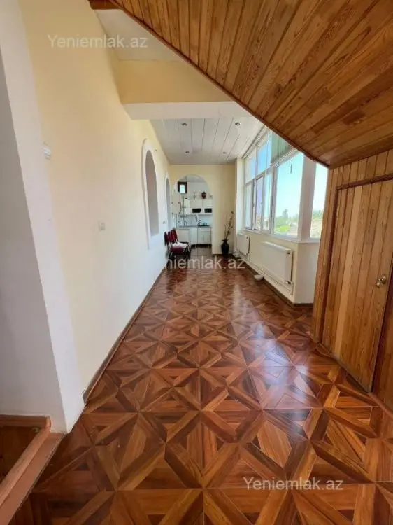 348 000 AZN - 8 otaqlı mənzil Satılır, Novxanı, Abşeron