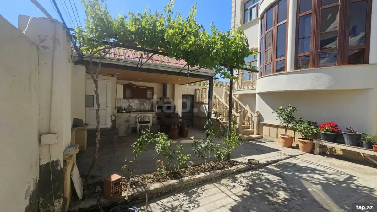 550 AZN - 5 otaqlı mənzil Kirayə (aylıq), Bakı