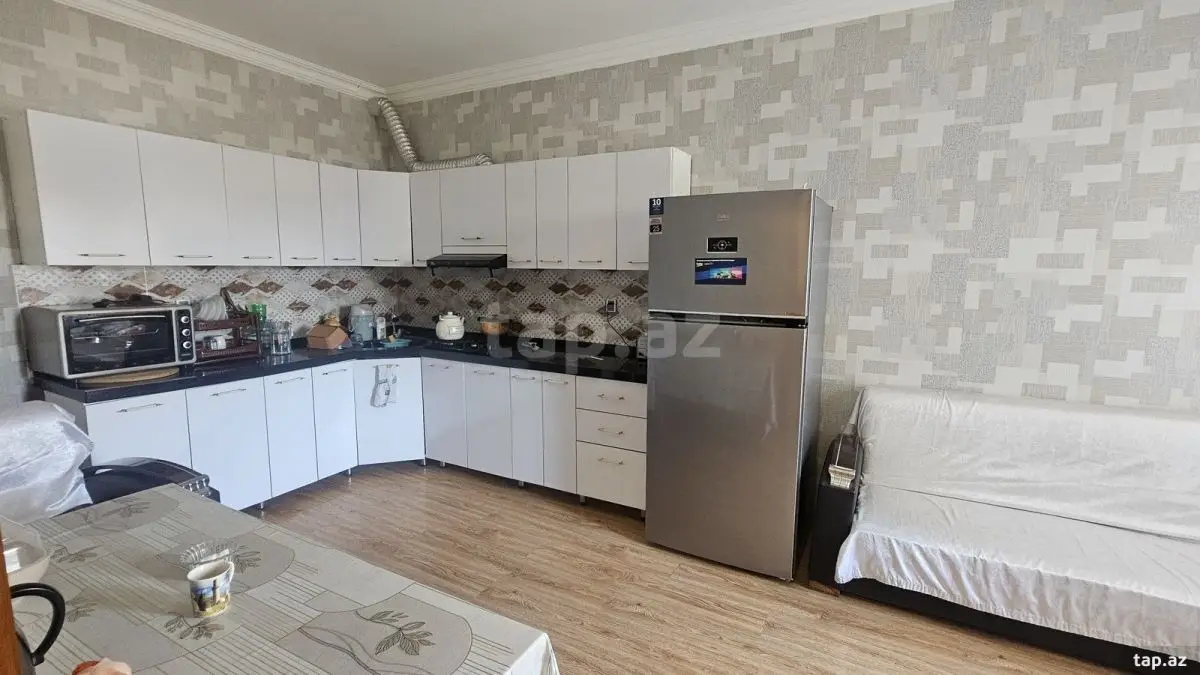 550 AZN - 5 otaqlı mənzil Kirayə (aylıq), Bakı