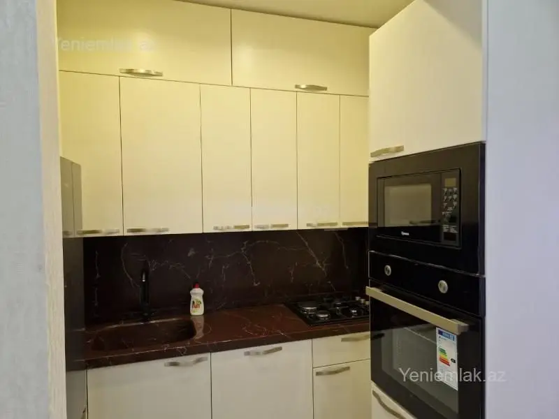 800 AZN - 3 otaqlı mənzil Kirayə (aylıq), Xətai, Bakı
