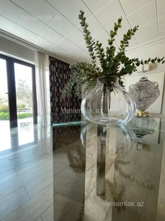 597 000 AZN - 8 otaqlı mənzil Satılır, Novxanı, Abşeron