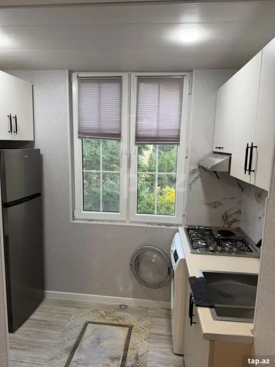 700 AZN - 2 otaqlı mənzil Kirayə (aylıq), Bakı