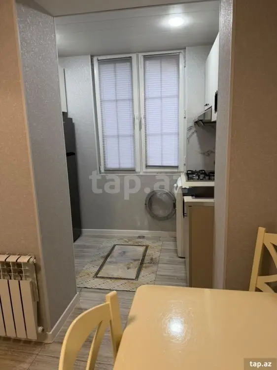 700 AZN - 2 otaqlı mənzil Kirayə (aylıq), Bakı