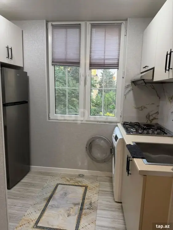700 AZN - 2 otaqlı mənzil Kirayə (aylıq), Bakı