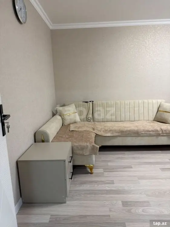 700 AZN - 2 otaqlı mənzil Kirayə (aylıq), Bakı