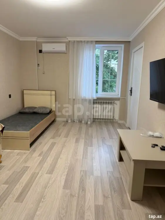 700 AZN - 2 otaqlı mənzil Kirayə (aylıq), Bakı
