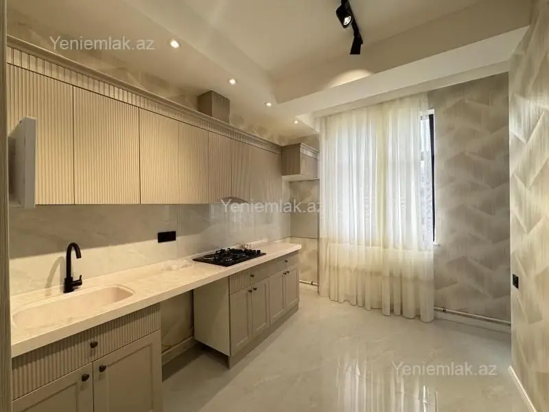 295 000 AZN - 3 otaqlı mənzil Satılır, Nizami, Bakı