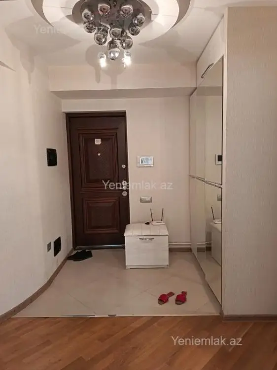 1 000 AZN - 3 otaqlı mənzil Kirayə (aylıq), İçəri şəhər, Səbail, Bakı