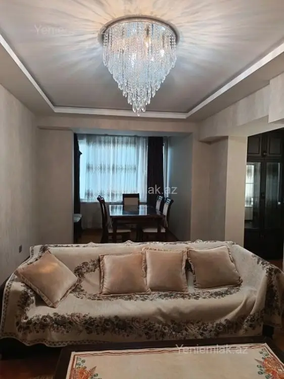 1 000 AZN - 3 otaqlı mənzil Kirayə (aylıq), İçəri şəhər, Səbail, Bakı
