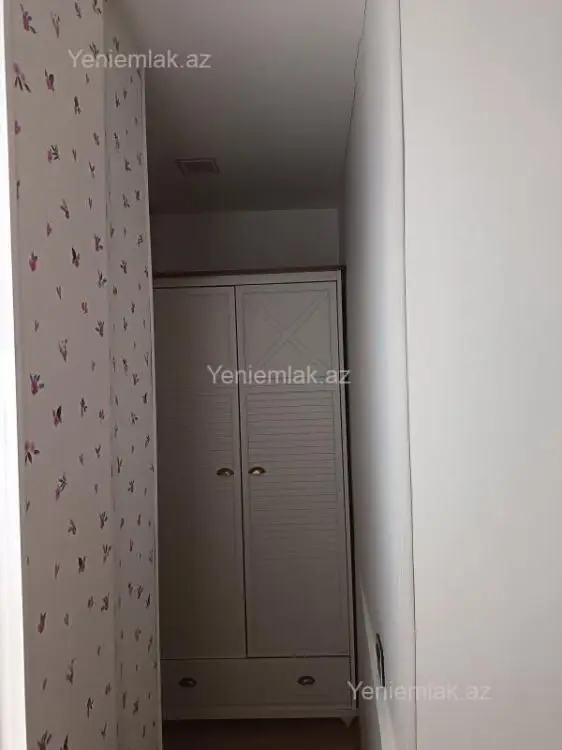 1 000 AZN - 3 otaqlı mənzil Kirayə (aylıq), İçəri şəhər, Səbail, Bakı