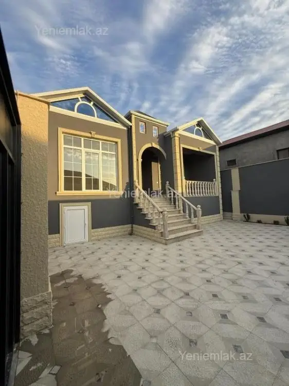 98 000 AZN - 4 otaqlı mənzil Satılır, Savalan qəs., Sabunçu, Bakı