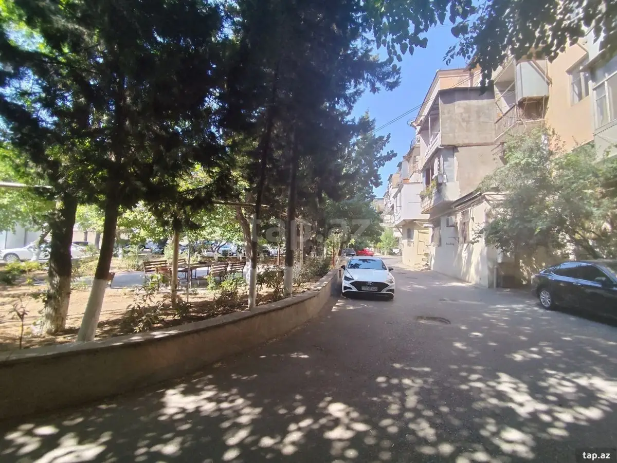 410 000 AZN - 5 otaqlı mənzil, Bakı