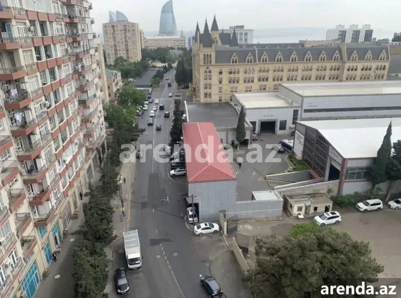525 000 AZN - 4 otaqlı mənzil Satılır, Səbail, Bakı
