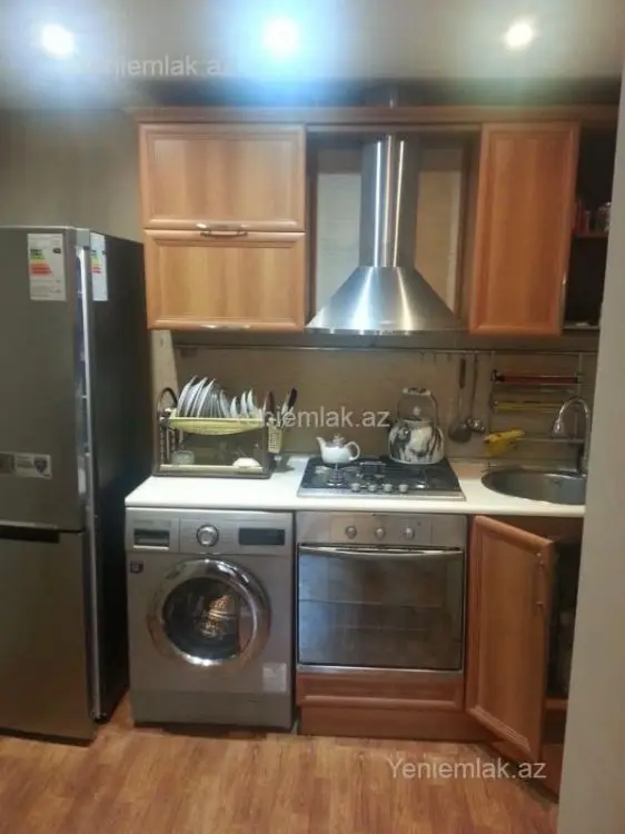 750 AZN - 2 otaqlı mənzil Kirayə (aylıq), Nərimanov, Bakı