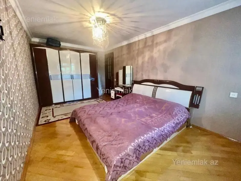 220 000 AZN - 4 otaqlı mənzil Satılır, Nizami, Bakı