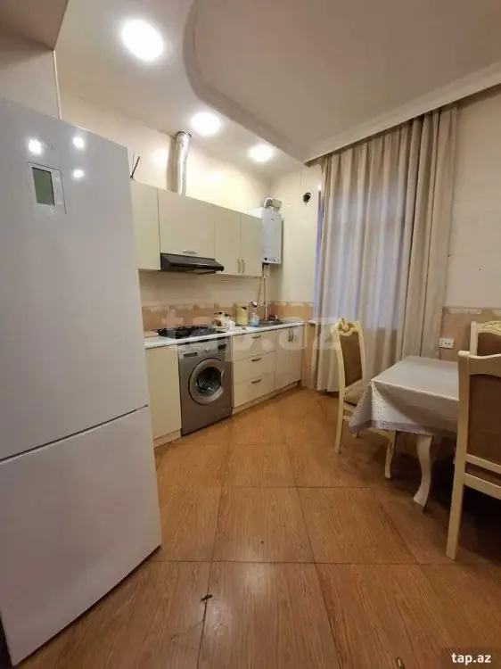 800 AZN - 4 otaqlı mənzil Kirayə (aylıq), Nəsimi, Bakı