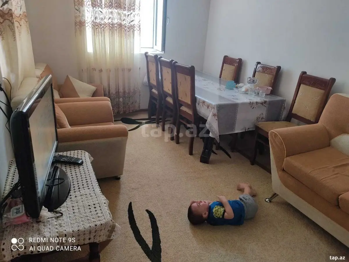 350 AZN - 3 otaqlı mənzil Kirayə (aylıq), Qaradağ, Bakı