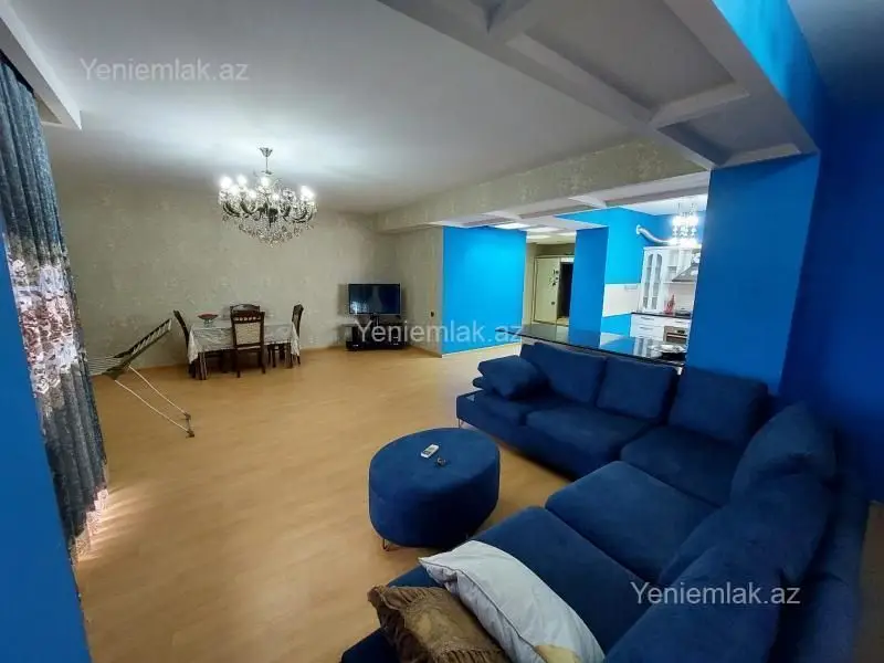 1 200 AZN - 4 otaqlı mənzil Kirayə (aylıq), 8-ci mikrorayon, Binəqədi, Bakı