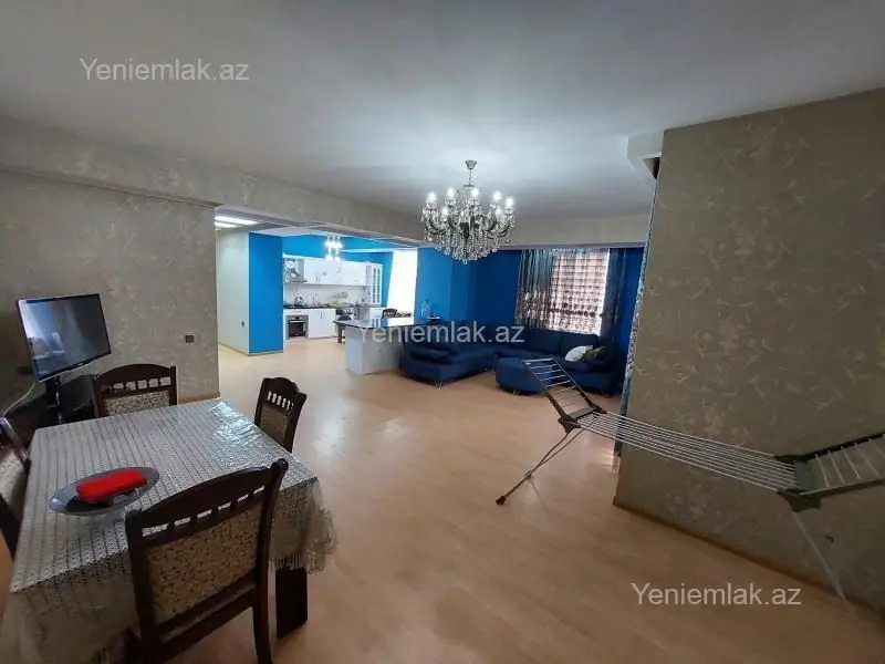 1 200 AZN - 4 otaqlı mənzil Kirayə (aylıq), 8-ci mikrorayon, Binəqədi, Bakı