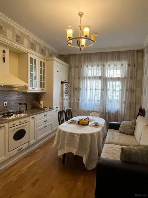 1 350 AZN - 3 otaqlı mənzil Kirayə (aylıq), Bayıl qəs., Salyan