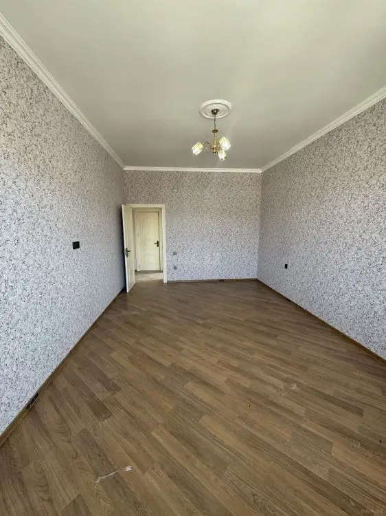 600 AZN - 3 otaqlı mənzil Kirayə (aylıq), Bayıl qəs., Salyan