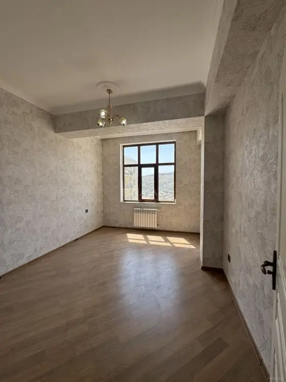 600 AZN - 3 otaqlı mənzil Kirayə (aylıq), Bayıl qəs., Salyan