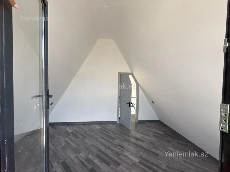 78 000 AZN - 3 otaqlı mənzil Satılır, Xızı