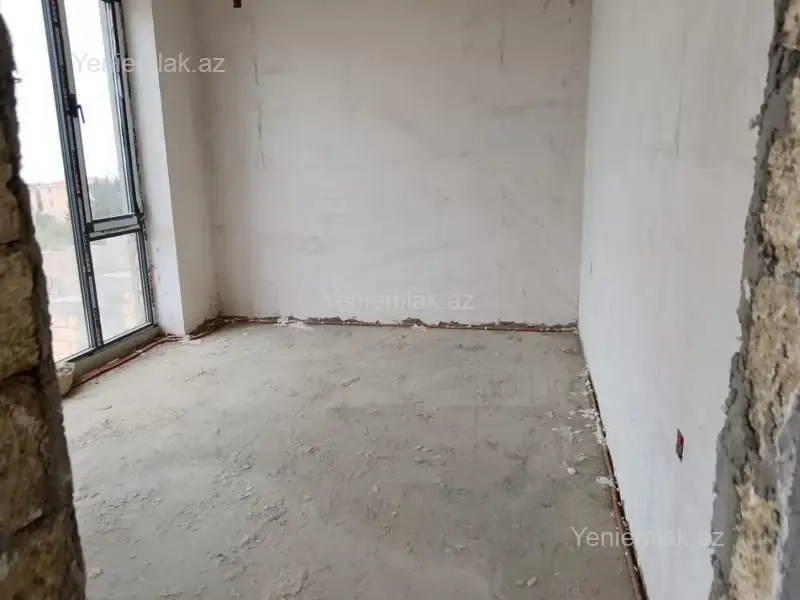 320 000 AZN - 8 otaqlı mənzil Satılır, Novxanı, Abşeron
