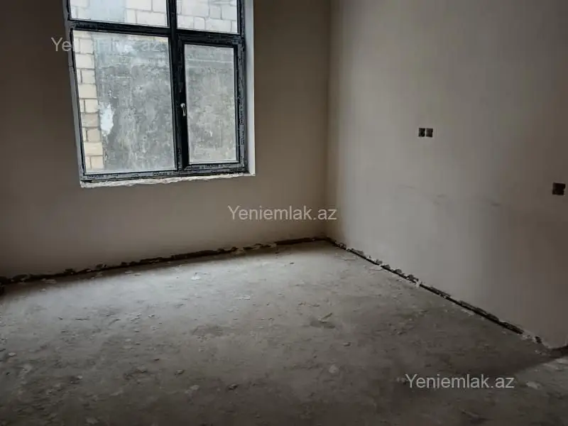 320 000 AZN - 8 otaqlı mənzil Satılır, Novxanı, Abşeron