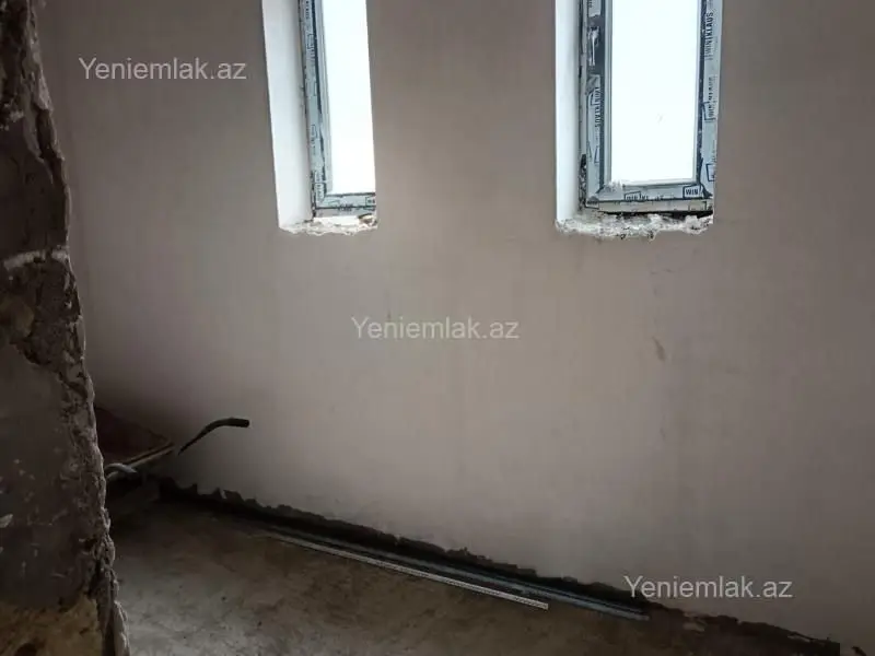 320 000 AZN - 8 otaqlı mənzil Satılır, Novxanı, Abşeron