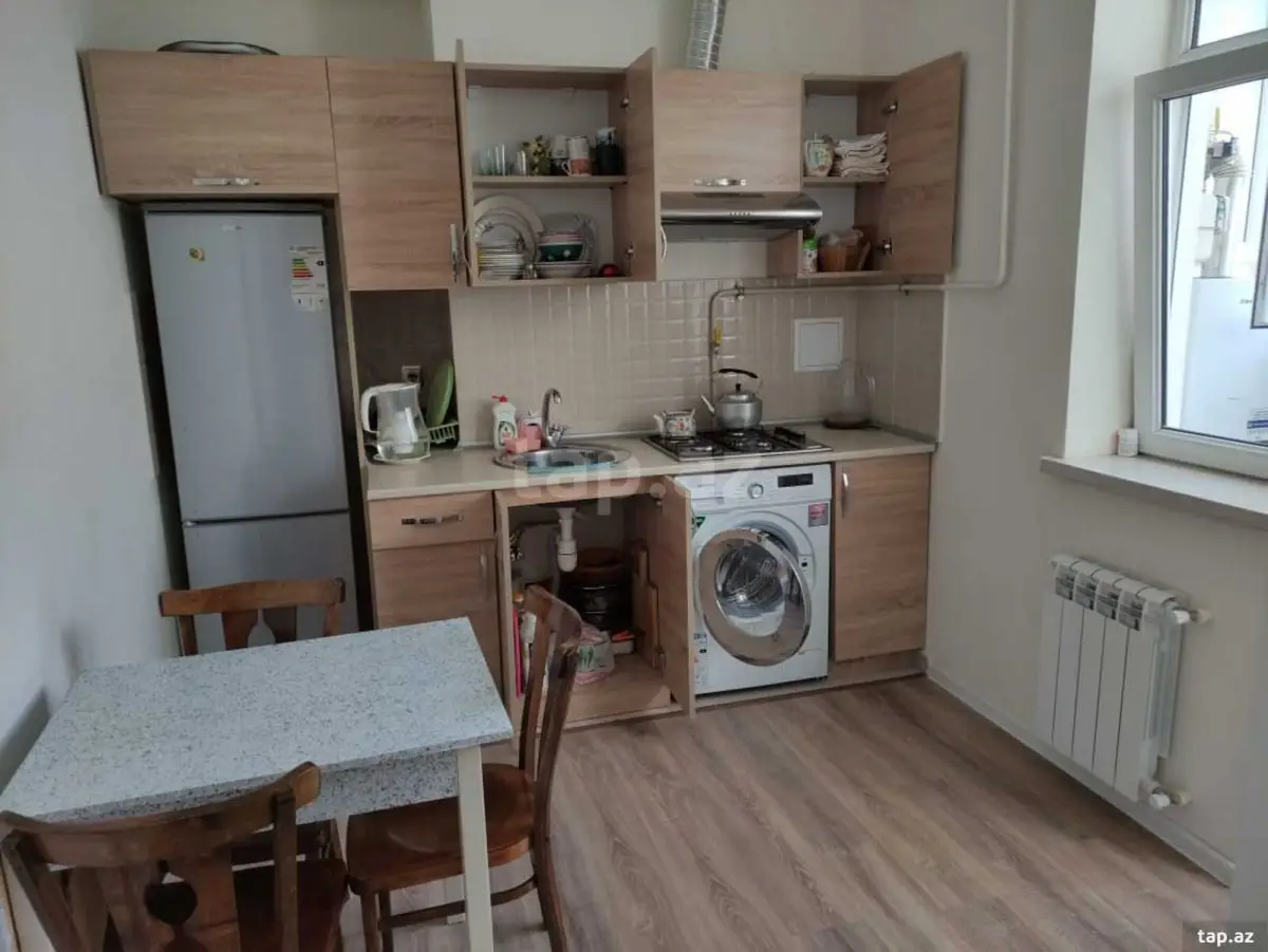 450 AZN - 4 otaqlı mənzil Kirayə (aylıq), Hövsan qəs., Suraxanı, Bakı