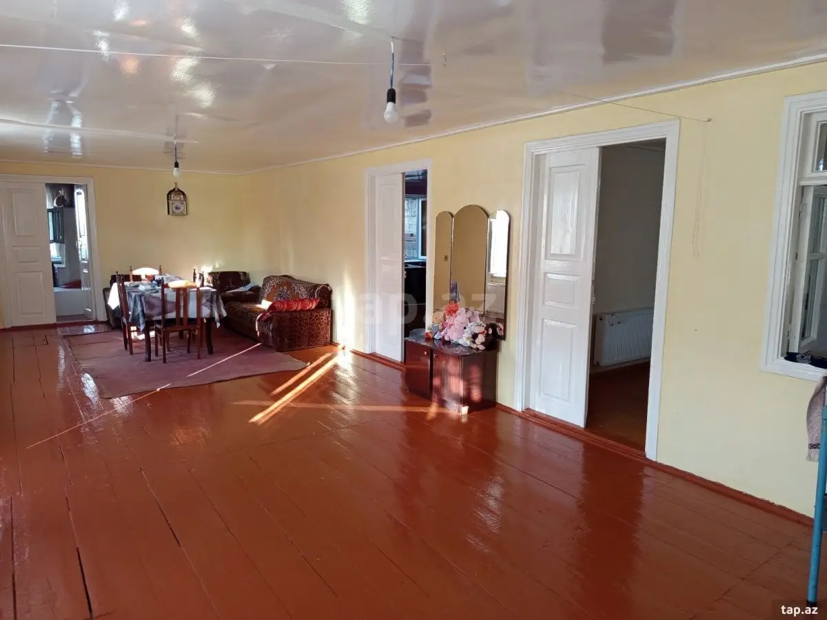 100 AZN - 3 otaqlı mənzil Kirayə (aylıq), Şamaxı