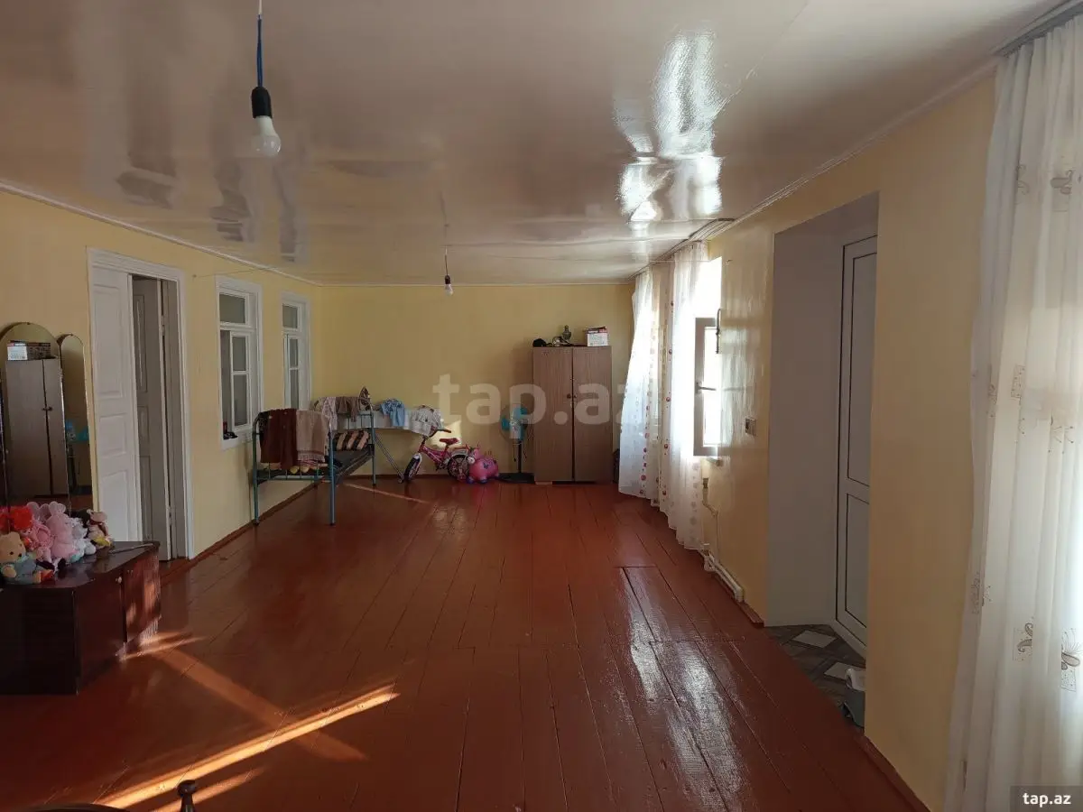 100 AZN - 3 otaqlı mənzil Kirayə (aylıq), Şamaxı