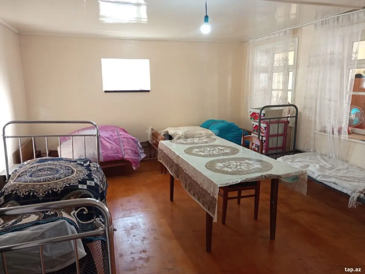 100 AZN - 3 otaqlı mənzil Kirayə (aylıq), Şamaxı