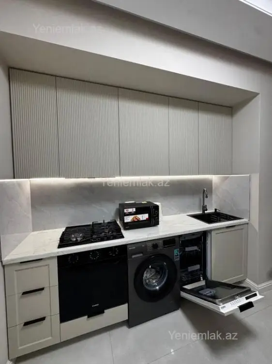 1 300 AZN - 3 otaqlı mənzil Kirayə (aylıq), Nərimanov, Bakı