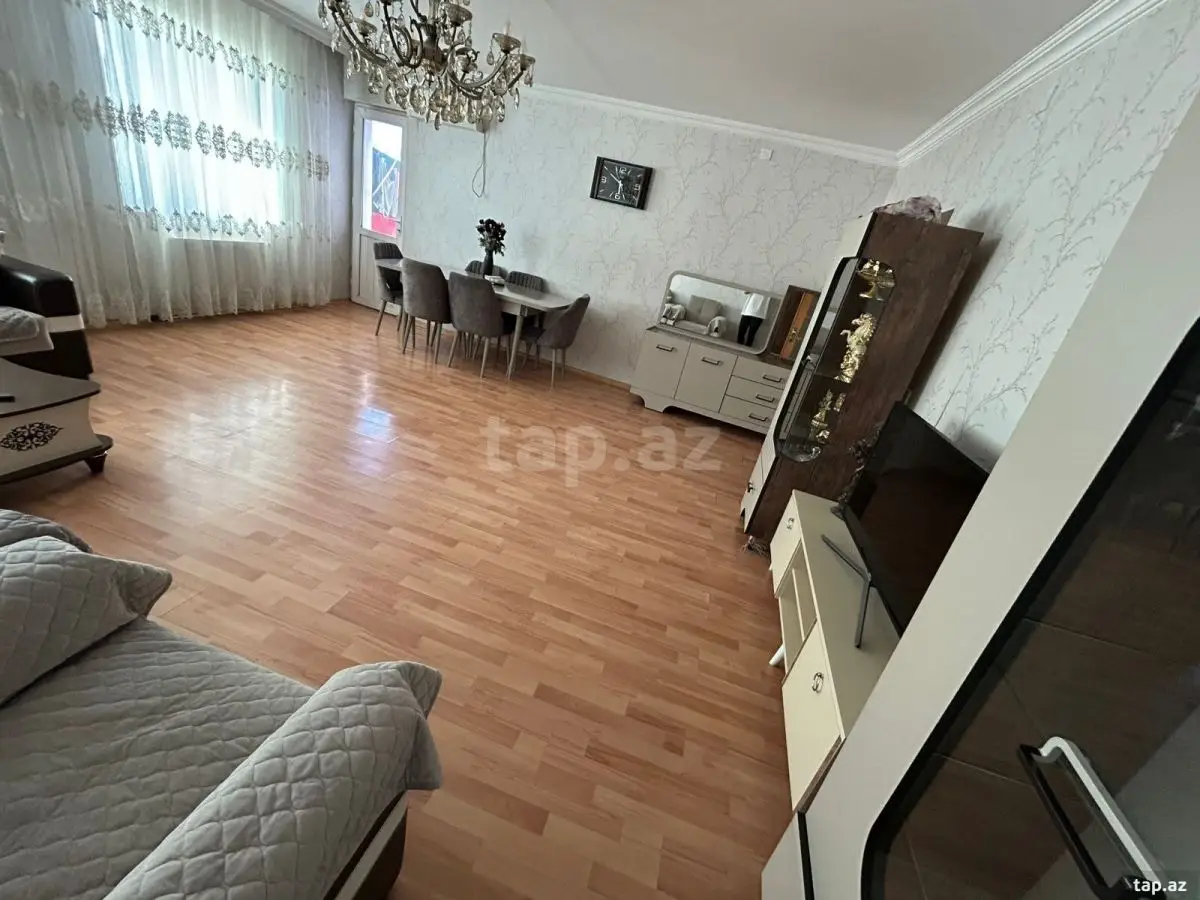 400 AZN - 3 otaqlı mənzil Kirayə (aylıq), Qazax