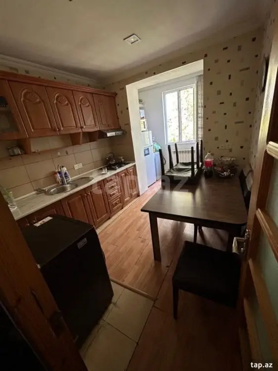 400 AZN - 3 otaqlı mənzil Kirayə (aylıq), Qazax