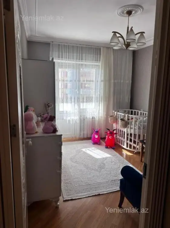 245 000 AZN - 4 otaqlı mənzil Satılır, Yasamal qəs., Yasamal, Bakı