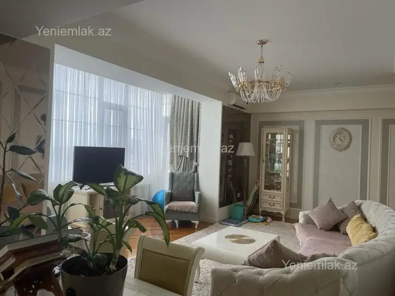 400 000 AZN - 4 otaqlı mənzil Satılır, Badamdar qəs., Səbail, Bakı
