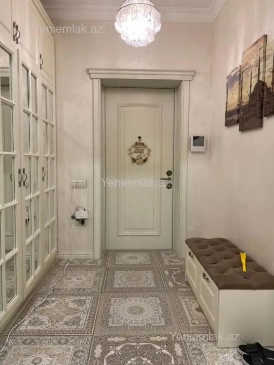 400 000 AZN - 4 otaqlı mənzil Satılır, Badamdar qəs., Səbail, Bakı